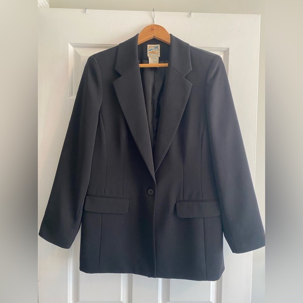 Vintage TravelSmith Women’s Black Blazer Size 10